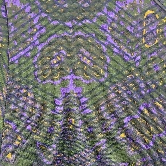 LuLaRoe Carly Dress XS (2/4) Green Diamonds Soft Knit Swing Midi Pocket Hi-Low - Picture 7 of 9